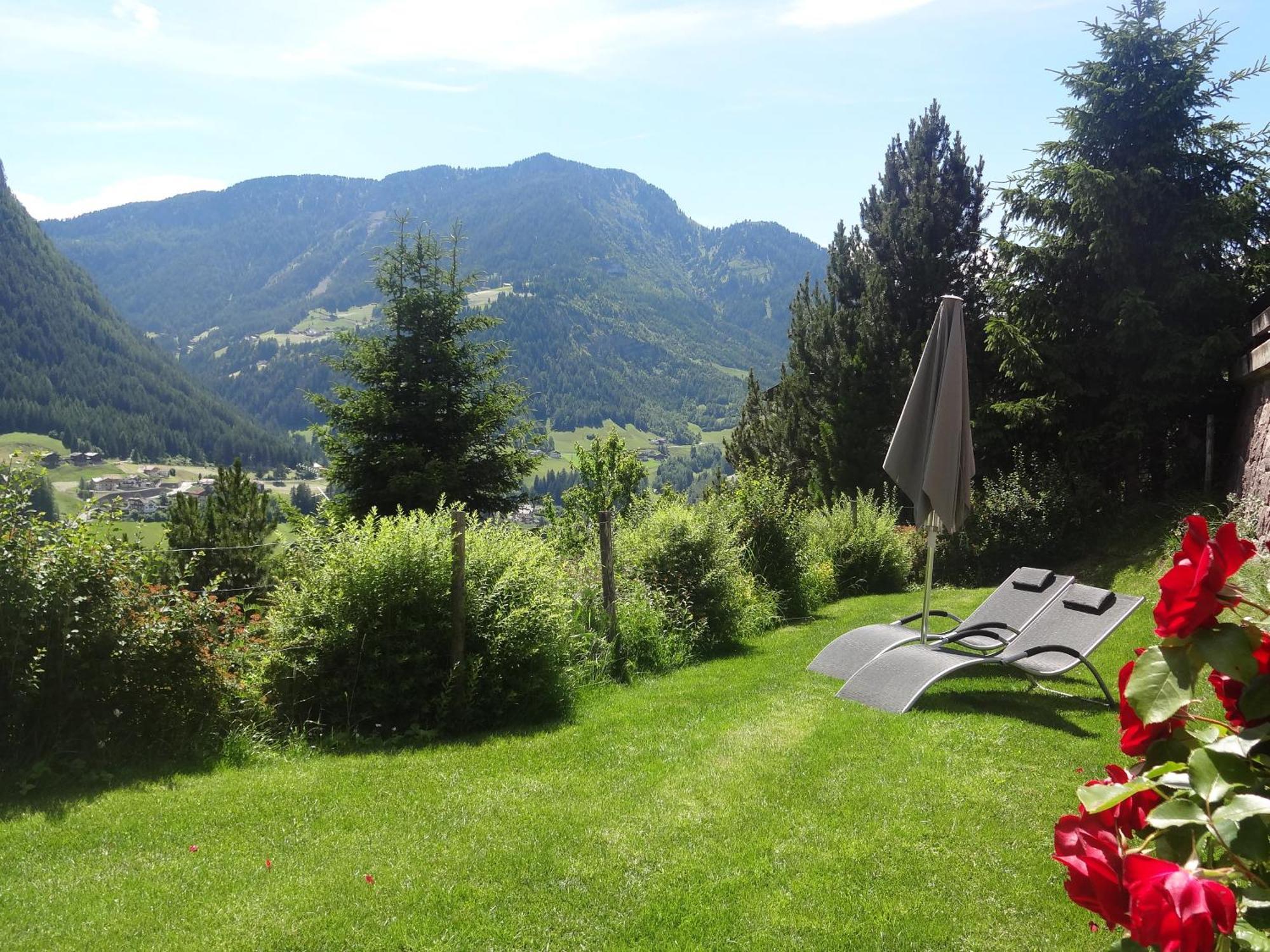 Chalet Residence Alpinflair St. Ulrich in Gröden Zimmer foto